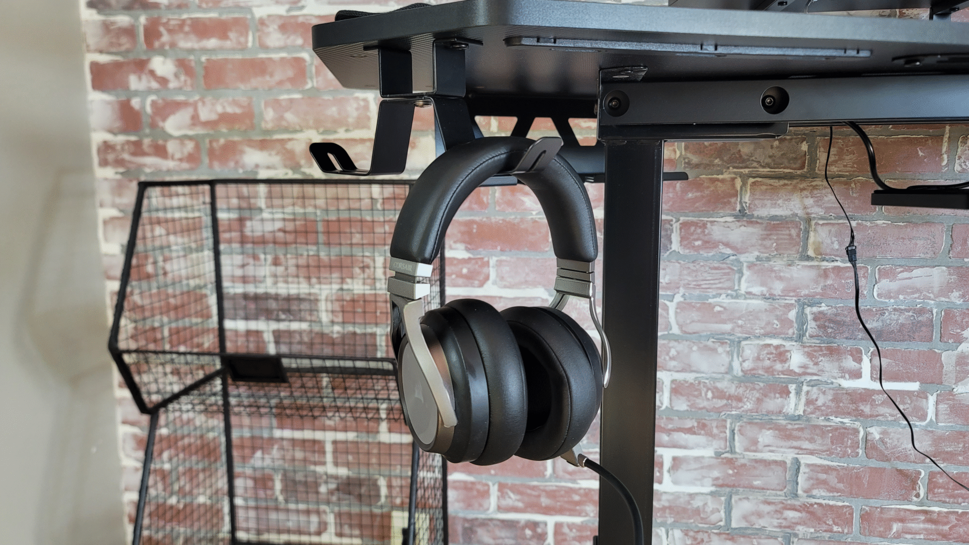 Headphone Holder